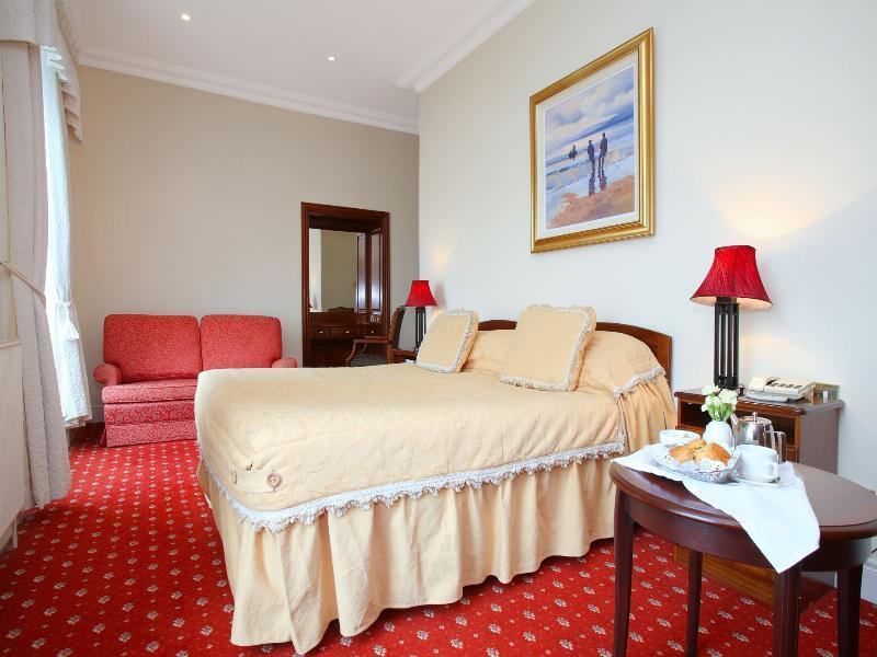 Arnolds Hotel Данфанахи Екстериор снимка