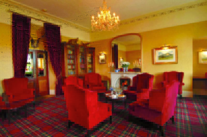 Arnolds Hotel Данфанахи Екстериор снимка